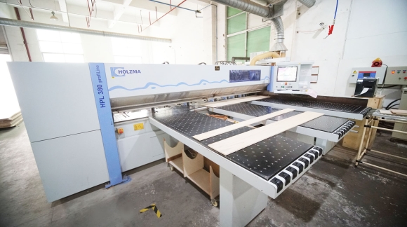 Automatic Panel Saw